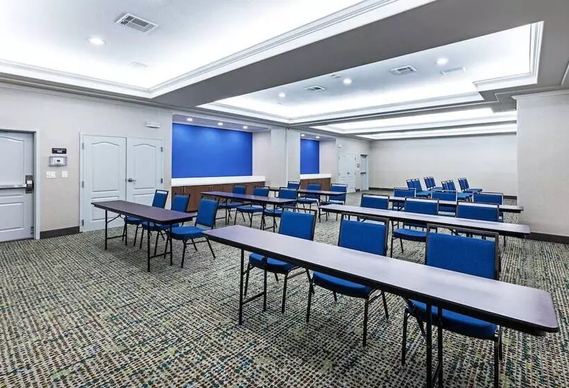 ホテル Hampton Inn & Suites Dallas I 30 Cockrell Hill