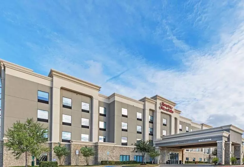 ホテル Hampton Inn & Suites Dallas I 30 Cockrell Hill