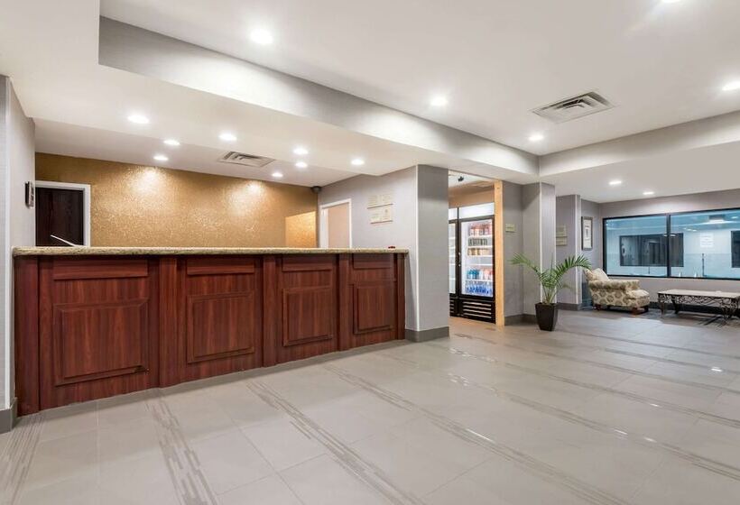 בית מלון כפרי Hawthorn Extended Stay By Wyndham Columbus West