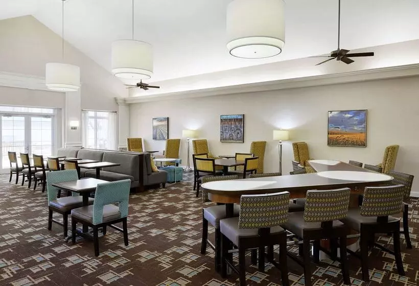 هتل Homewood Suites By Hilton Champaignurbana