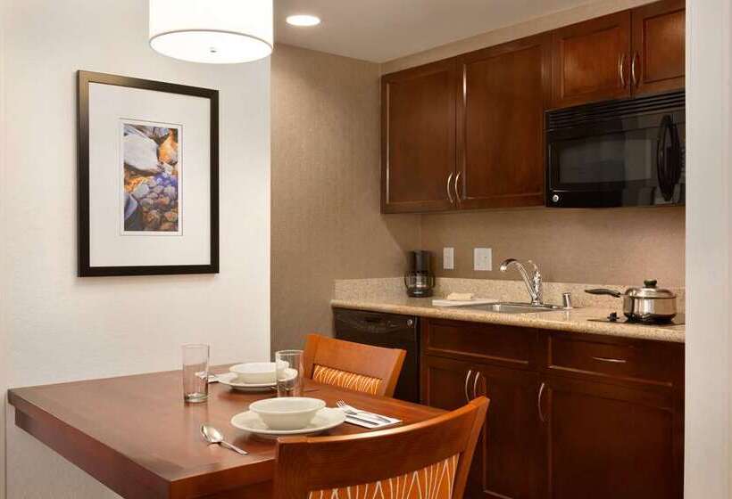 هتل Homewood Suites By Hilton Las Vegas Airport