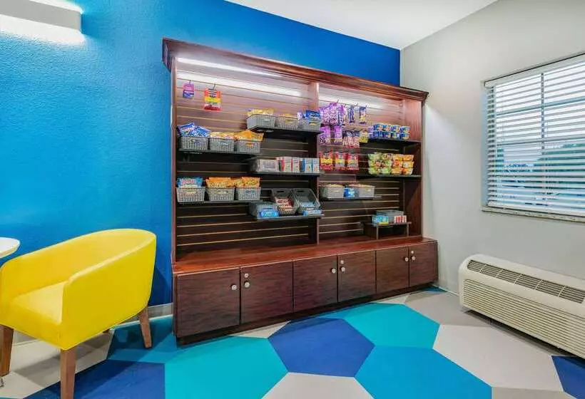 Microtel Inn & Suites By Wyndham Austin Airport