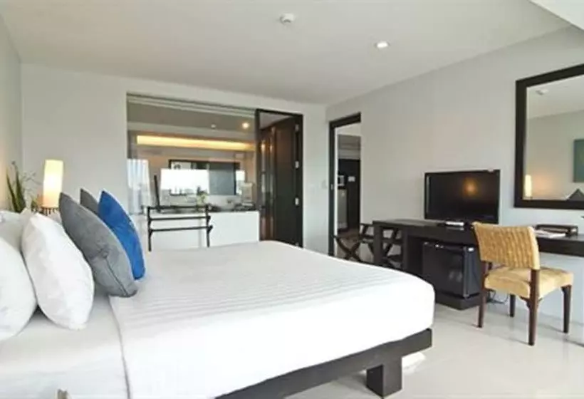Palmyra Patong Resort Phuket  Sha Extra Plus