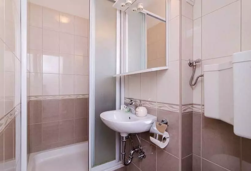 Apartments Zore Glavinić