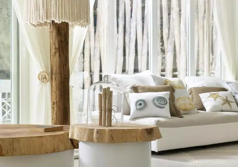 Artemis Seaside Resort