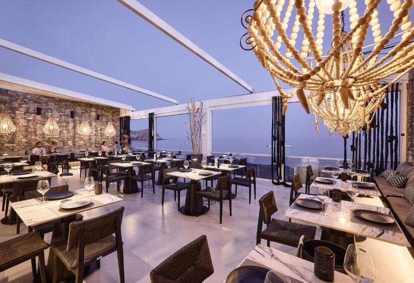 Artemis Seaside Resort