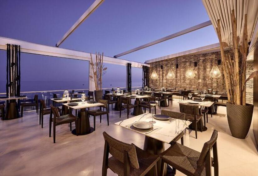 Artemis Seaside Resort