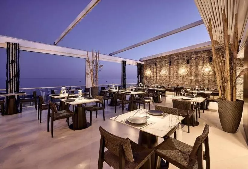 Artemis Seaside Resort