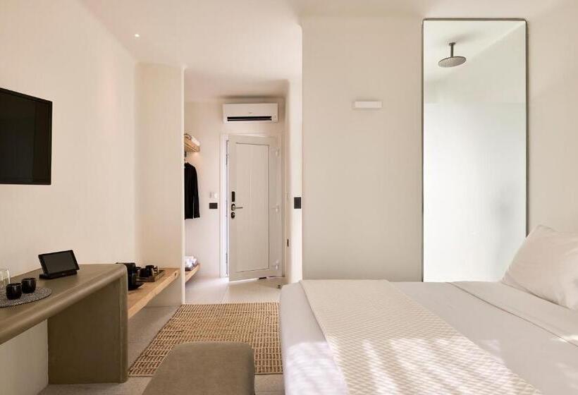 Artemis Seaside Resort