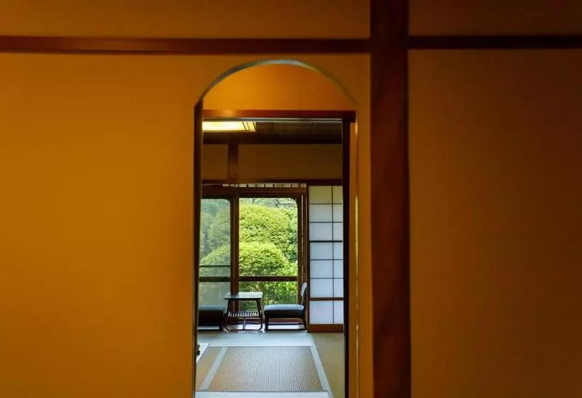 Hakone Kowakien Mikawaya Ryokan