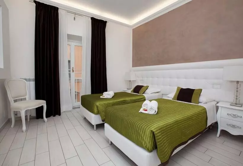 פונדק Town House Fontana Di Trevi