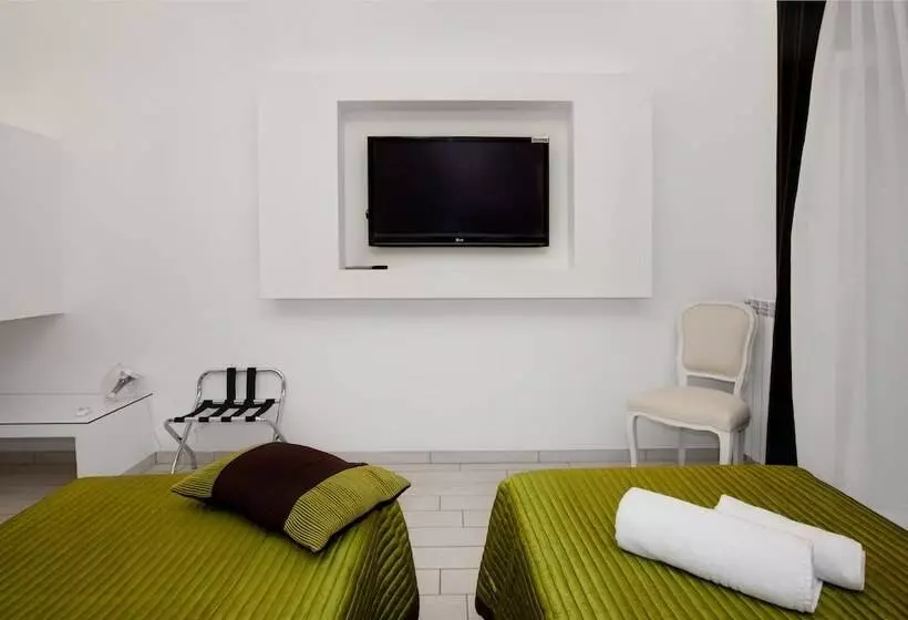 פונדק Town House Fontana Di Trevi