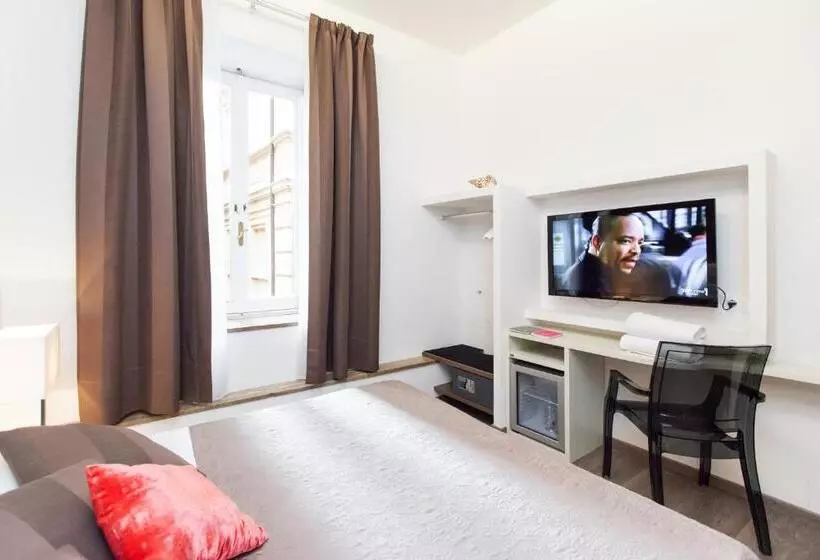 פונדק Town House Fontana Di Trevi