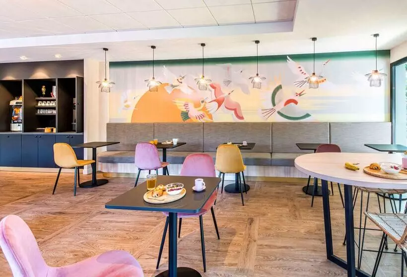 ホテル Ibis Styles Rennes Cesson