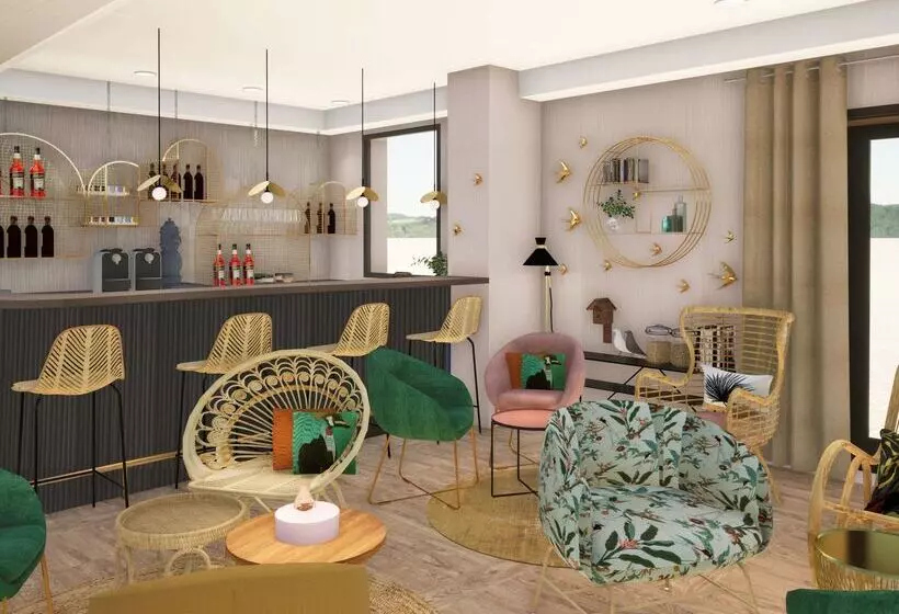 ホテル Ibis Styles Rennes Cesson