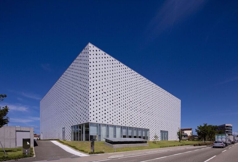 فندق Kanazawa Central
