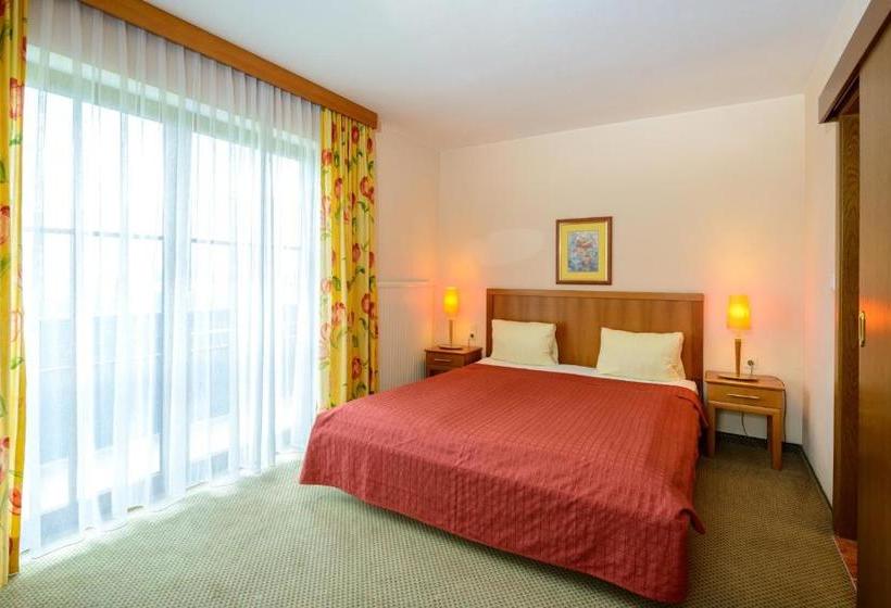 Отель Pension Schwaighofen