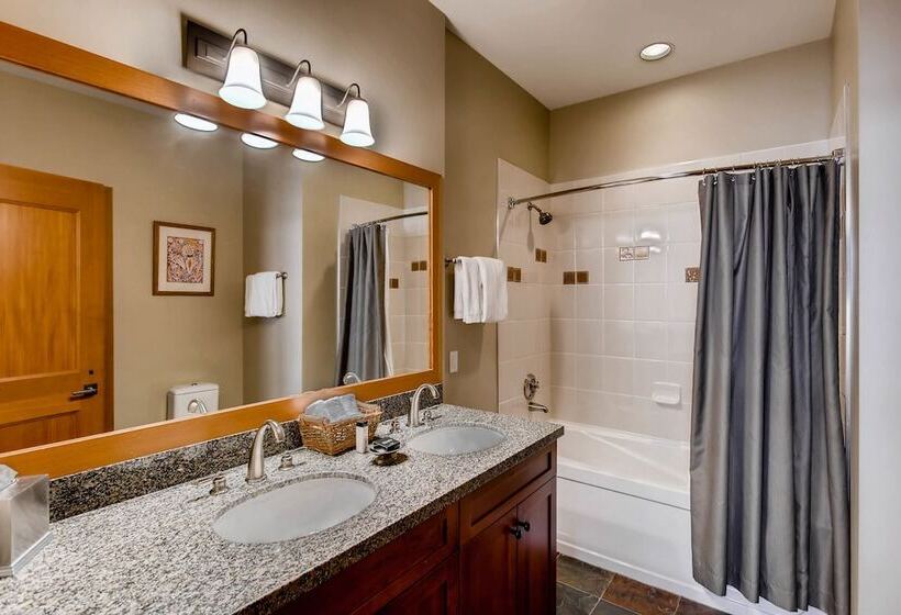 Capitol Peak Lodge By Snowmass Mountain Lodging