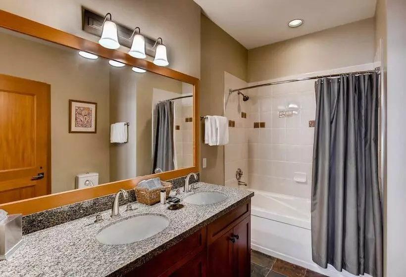 Capitol Peak Lodge By Snowmass Mountain Lodging