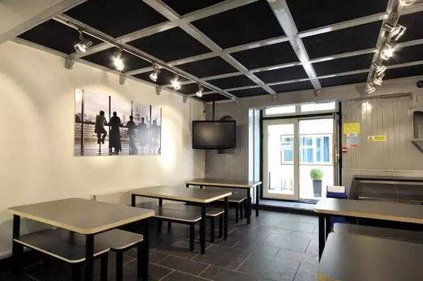 Hostal Equity Point London