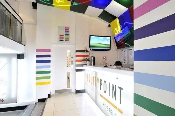 Hostal Equity Point London