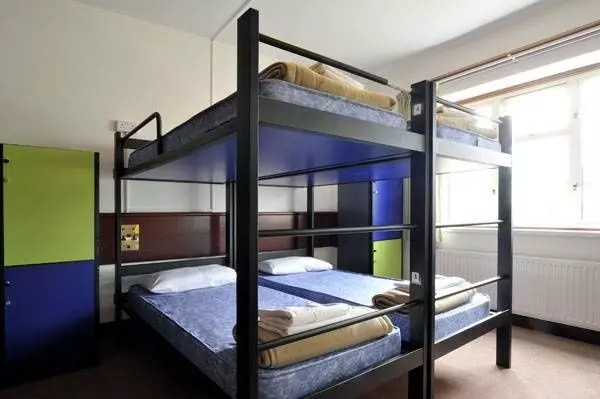 Hostal Equity Point London