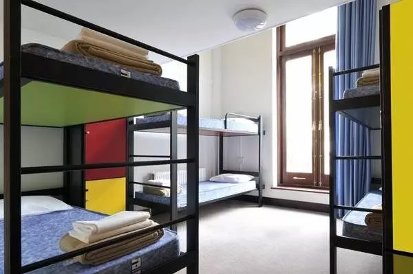 Hostal Equity Point London