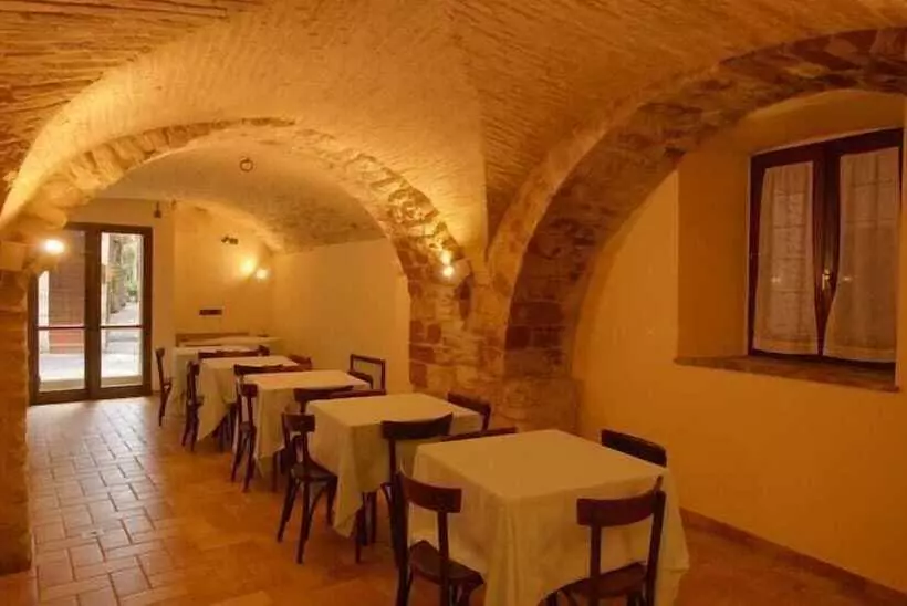 호텔 Albergo La Rocca