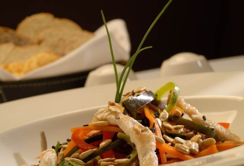 هتل Alma Del Lago Suites & Spa