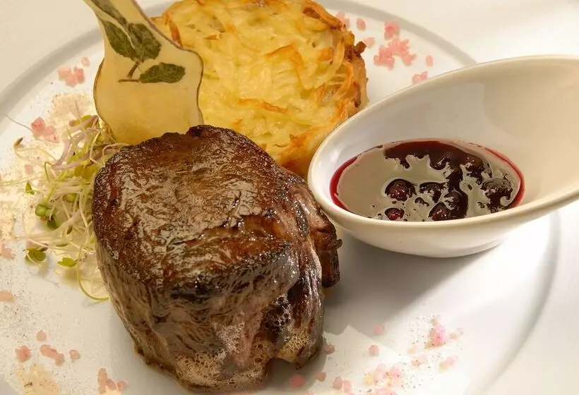 Отель Alma Del Lago Suites & Spa