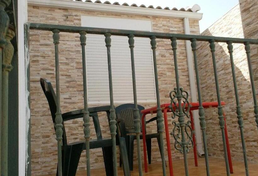 Hotel Alojamiento Los Poetas