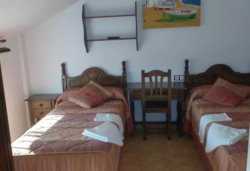 Hotel Alojamiento Los Poetas