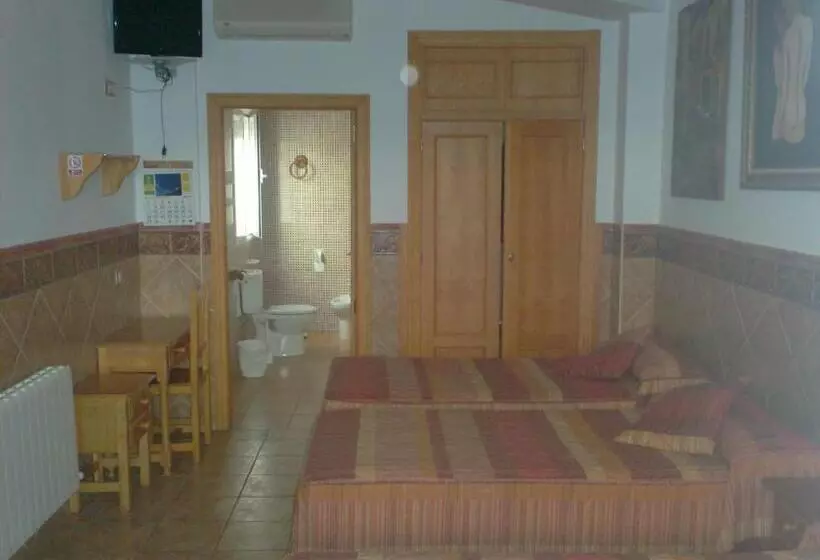 Hotel Alojamiento Los Poetas