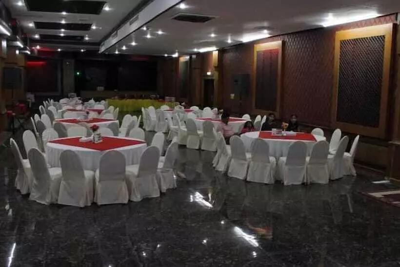 Hotel Bahrain Carlton