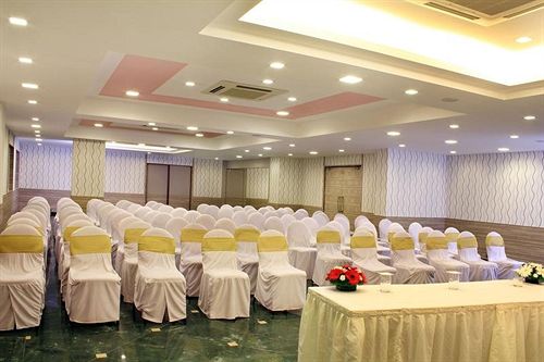 فندق Cambay Sapphire Crn