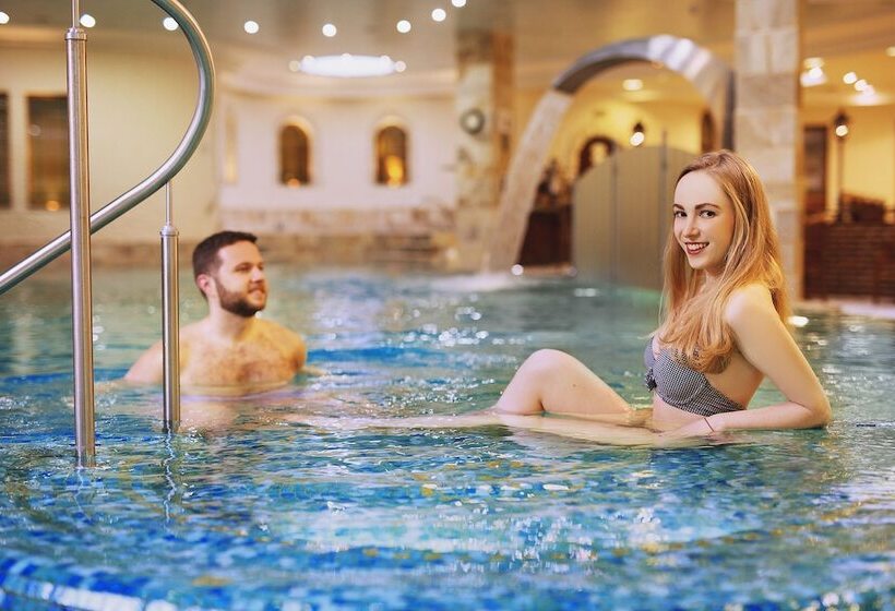 בית מלון כפרי Carlsbad Plaza Medical Spa & Wellness