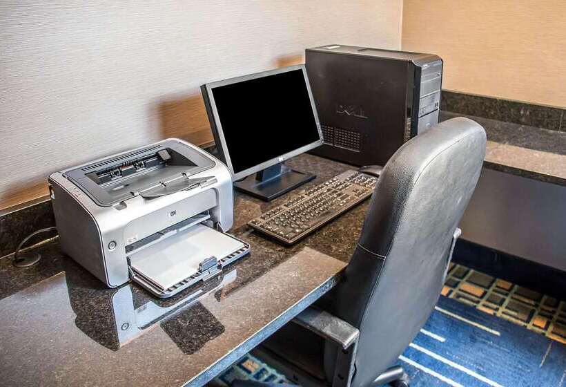 בית מלון כפרי Spark By Hilton Bluffton Hilton Head Island