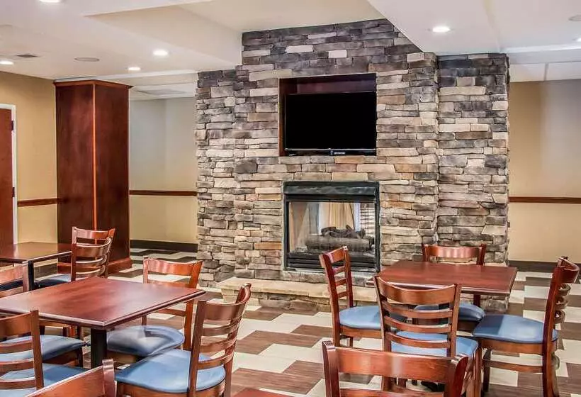 Отель Spark By Hilton Bluffton Hilton Head Island