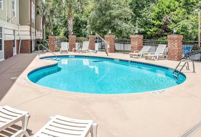 בית מלון כפרי Spark By Hilton Bluffton Hilton Head Island