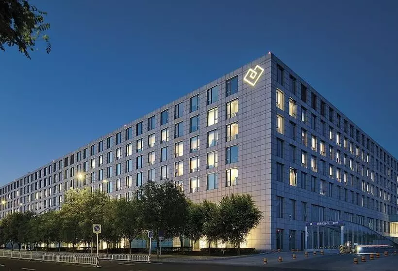 Отель Cordis Beijing Capital Airport By Langham Hospitality Group