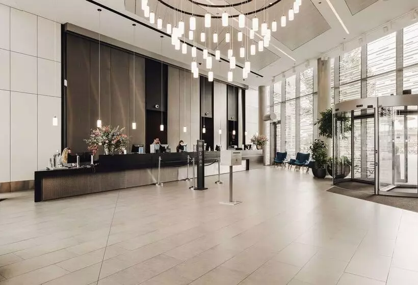 ホテル Doubletree By Hilton  Amsterdam Centraal Station