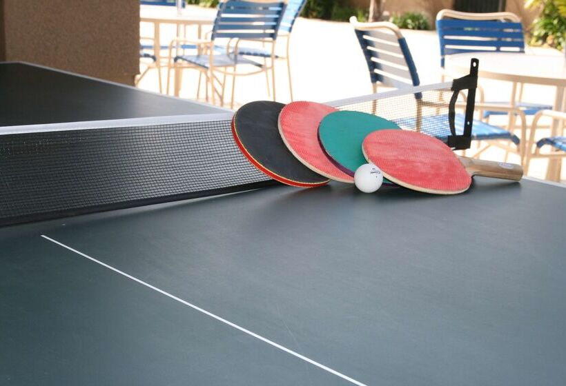 호텔 Hampton Inn & Suites Lathrop