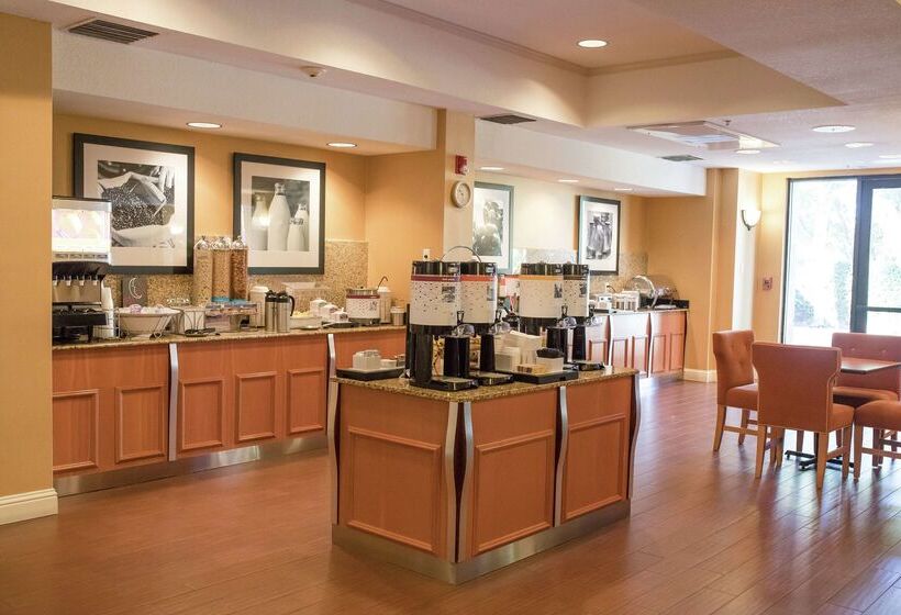 호텔 Hampton Inn & Suites Lathrop