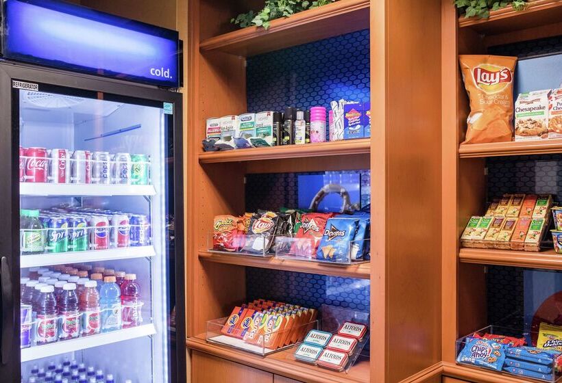 호텔 Hampton Inn & Suites Lathrop