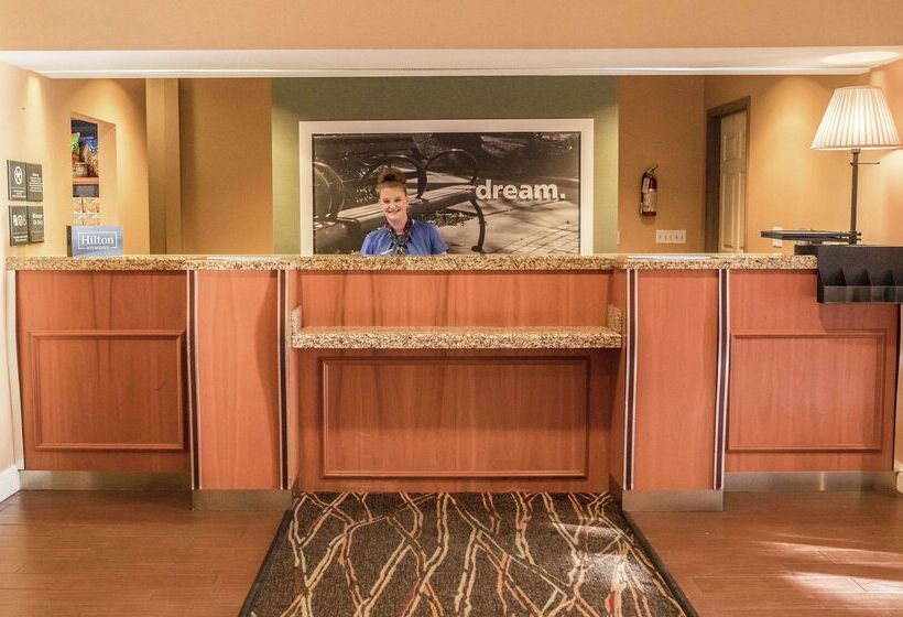 호텔 Hampton Inn & Suites Lathrop