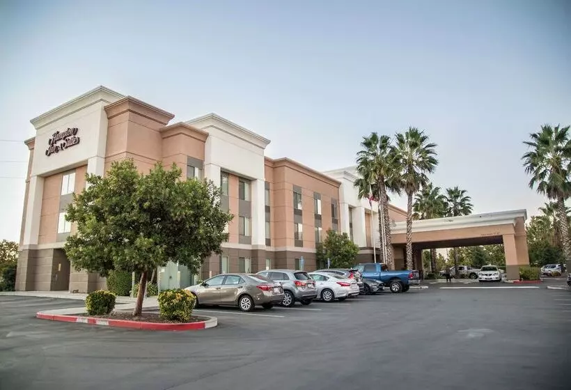 فندق Hampton Inn & Suites Lathrop