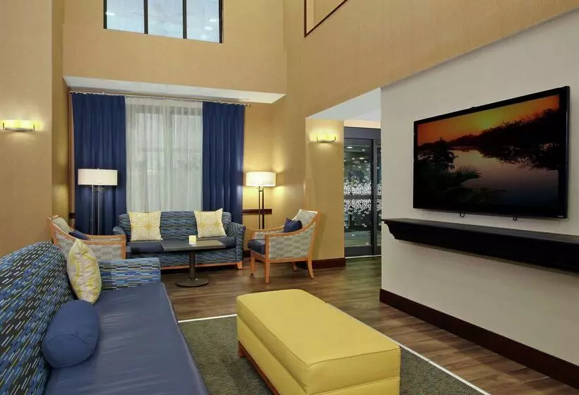 호텔 Hampton Inn & Suites Murray