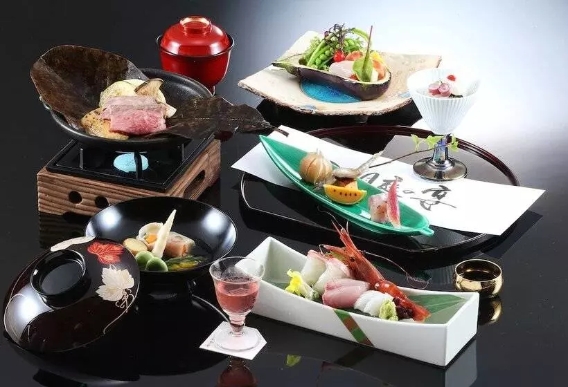 Kinosaki Onsen Nishimuraya Hotel Shogetsutei