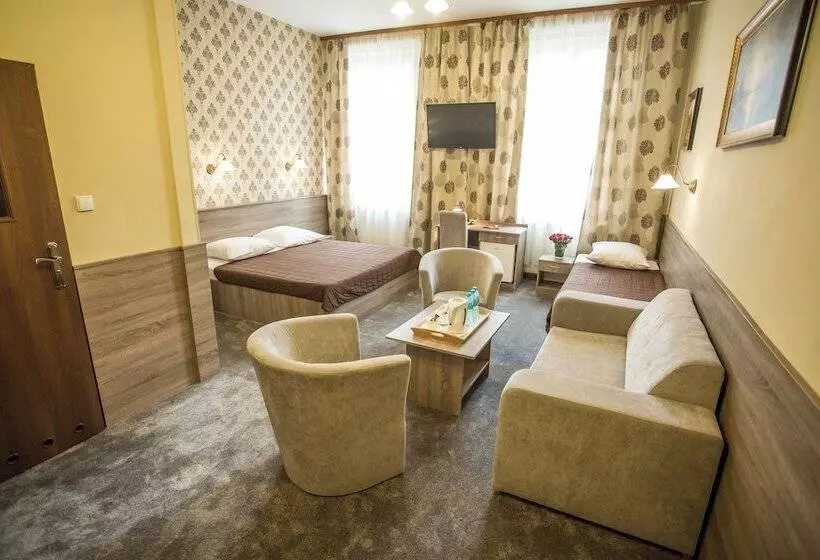 Szálloda Maksymilian