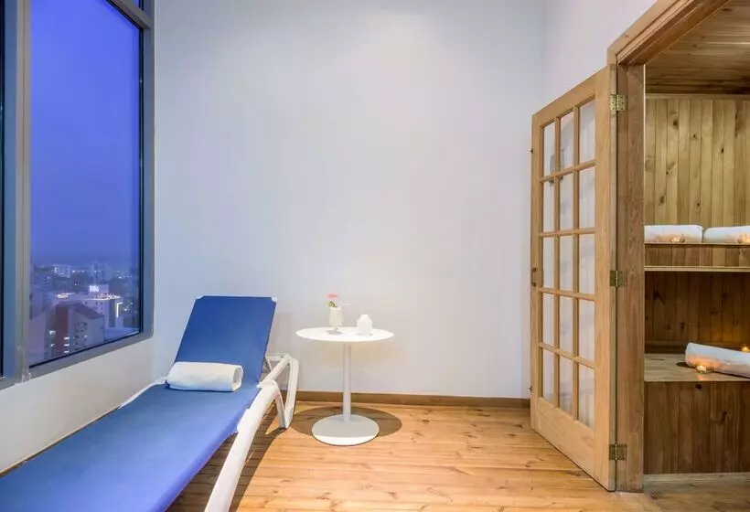 酒店 NH Collection Royal Smartsuites